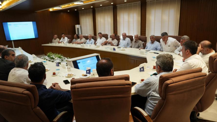 BAŞKANIMIZ TUTDERE, SU SORUNUNU MUHTARLARLA MASAYA YATIRDI