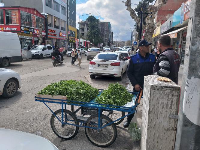 Adıyaman Belediyemizden kaldırım işgaline sıkı denetim   