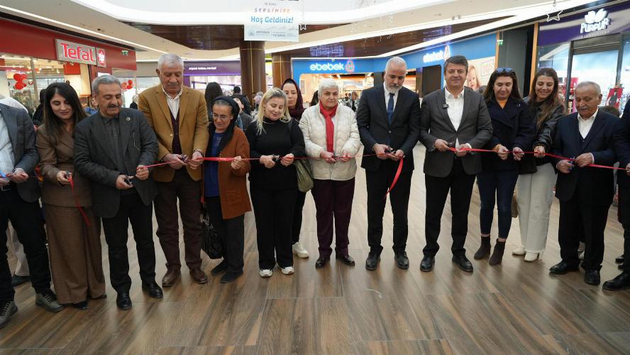 ADIMEK’in yıl sonu sergisi açıldı