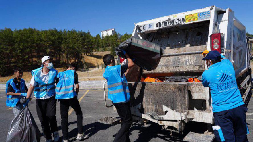 Adıyaman Belediyemizden Dünya Temizlik Günü Etkinliği
