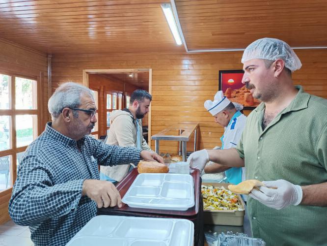 Adıyaman Belediyemizin Kent Lokantası vatandaşın yüzünü güldürüyor