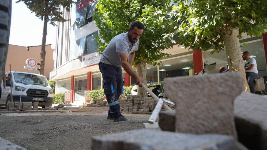 Adıyaman Belediyemizden kısmi arızalar sonrası hızlı yol onarımı