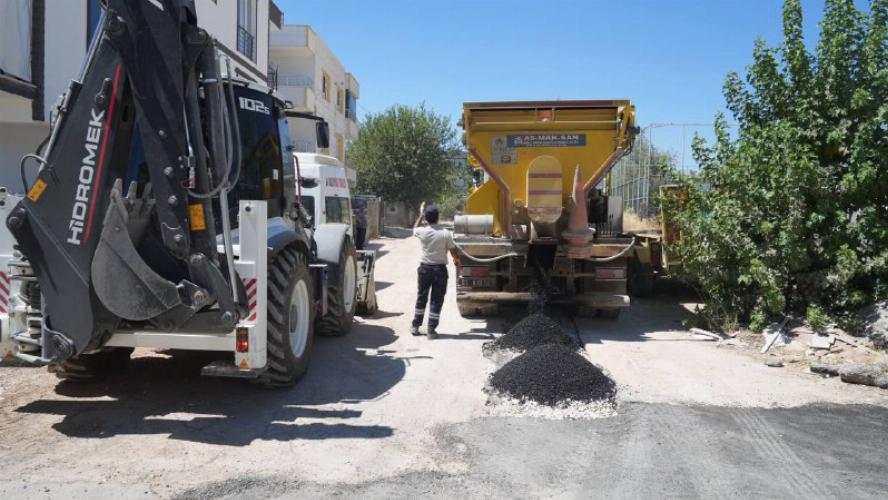 Adıyaman Belediyemizin altyapı mesaisi aralıksız devam ediyor