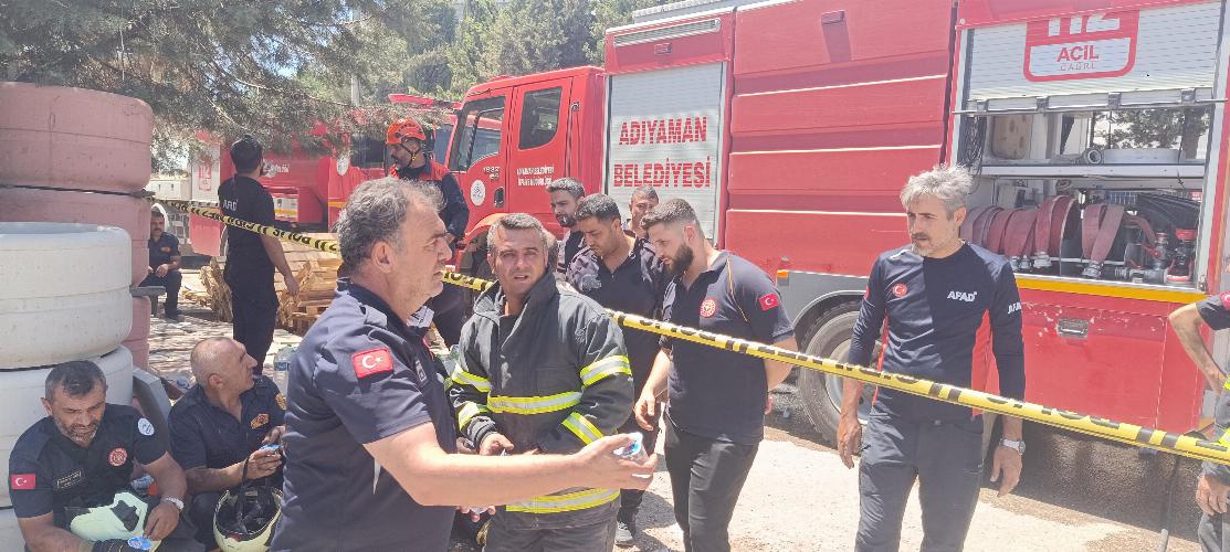 Adıyaman Belediyemiz İtfaiye ekipleri OSB’de faciayı önledi