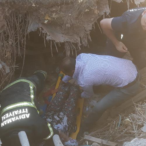 Adıyaman Belediyemiz itfaiyesi yaşlı kadını göçükten kurtardı