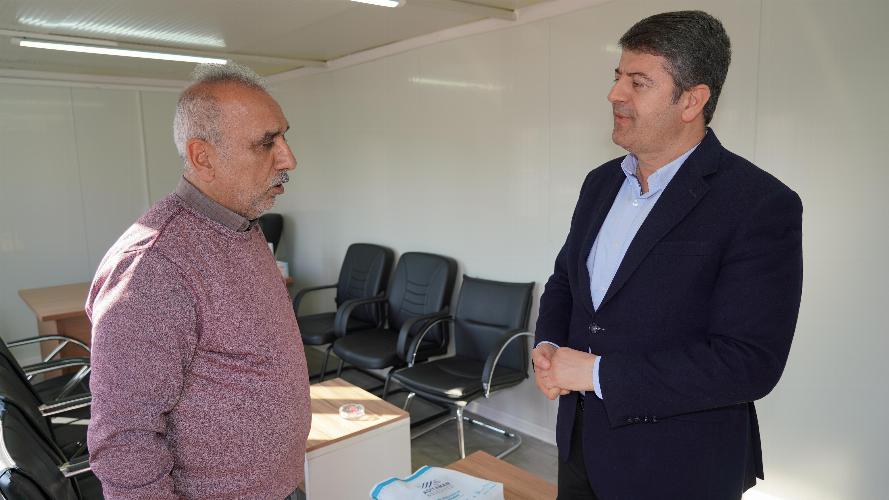 Başkanımız Tutdere gazetecileri ziyaret etti: “Zor koşullara rağmen görevinizi sürdürmeniz anlamlı”