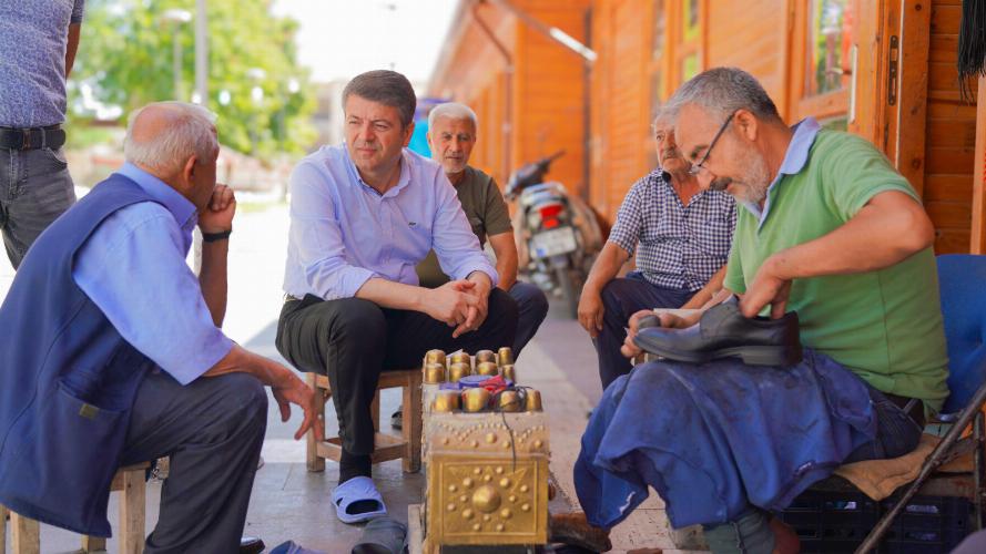 Tutdere’den Emeklilere Büyük Müjde!   Demokrasi Parkı’na ‘Emekli Lokantası ve Çay Evi’ Açılıyor  