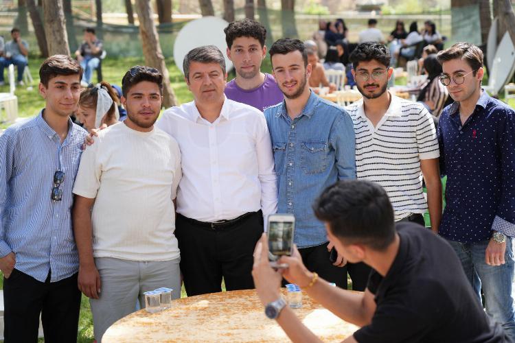 Adıyaman Belediyemizden üniversitelilere destek