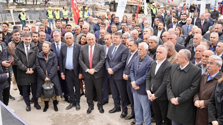 Başkanımız Tutdere’nin girişimleriyle kente 3’üncü kütüphane kazandırıldı   