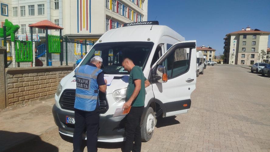 Öğrenci servislerine sıkı denetim