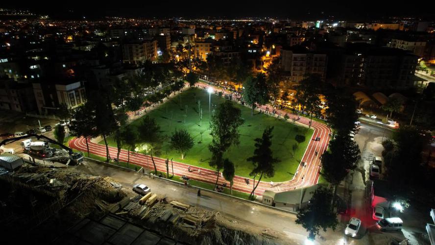 75. Yıl Koşu Parkı yenilenen yüzüyle Adıyamanlılardan tam not aldı