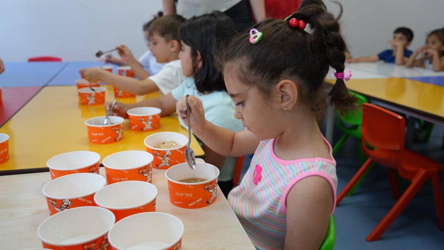 Yeni Mahalle Çocuk Kampüsümüzde aşure etkinliği düzenlendi   