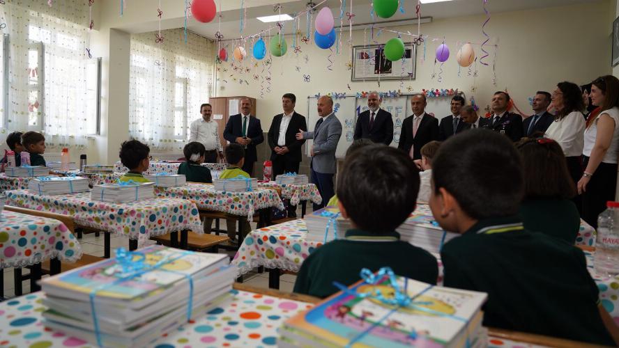 Başkanımız, Yeni Eğitim Yılı Açılışında Öğrencilerin Heyecanına Ortak Oldu