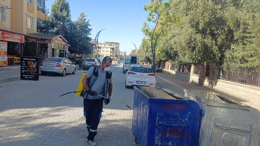 Adıyaman Belediyemizin ilaçlama mesaisi devam ediyor