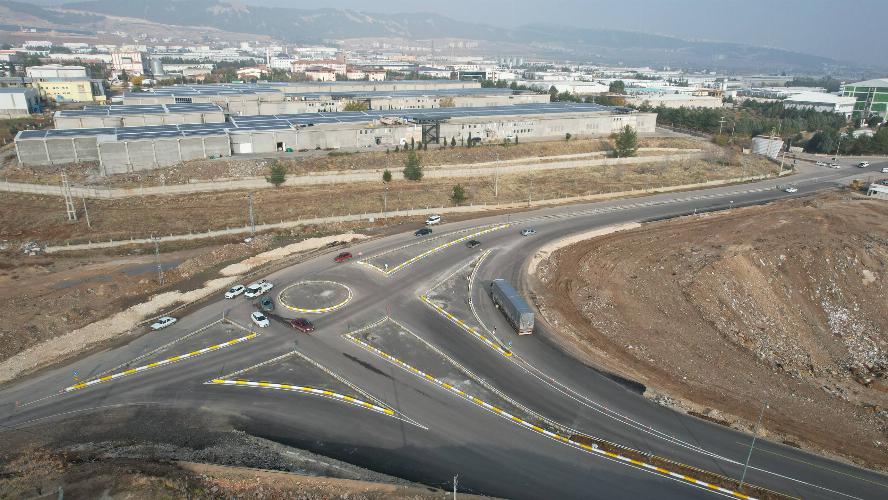 Adıyaman Belediyemizden Mersin Caddesi’nde trafik akışını rahatlatacak kavşak çalışması